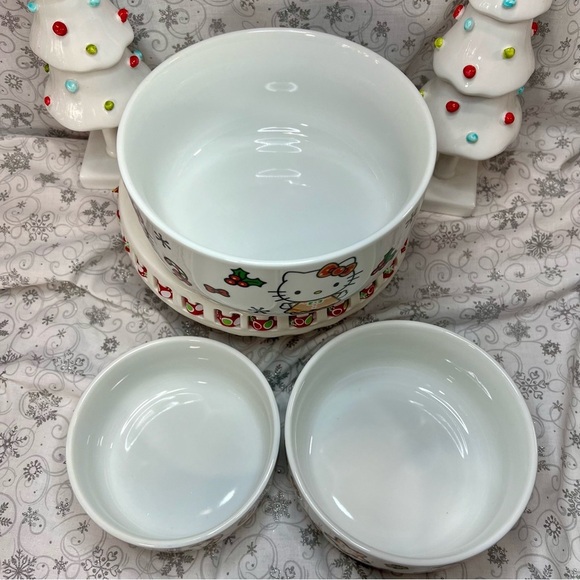 Christmas Sanrio Hello Kitty Gingerbread Candy Cane Ceramic Nesting Food Storage - Picture 10 of 14